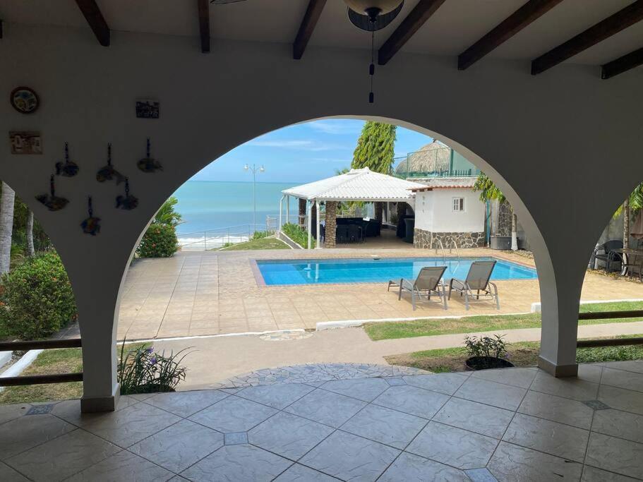 Coronado Beachfront Tropical Home! Playa Coronado Luaran gambar